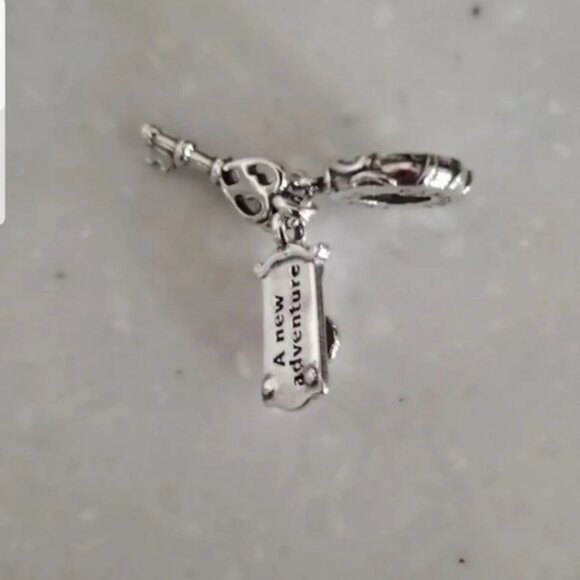 Last one Disney Alice in Wonderland key and doorknob sterli - Picture 4 of 7